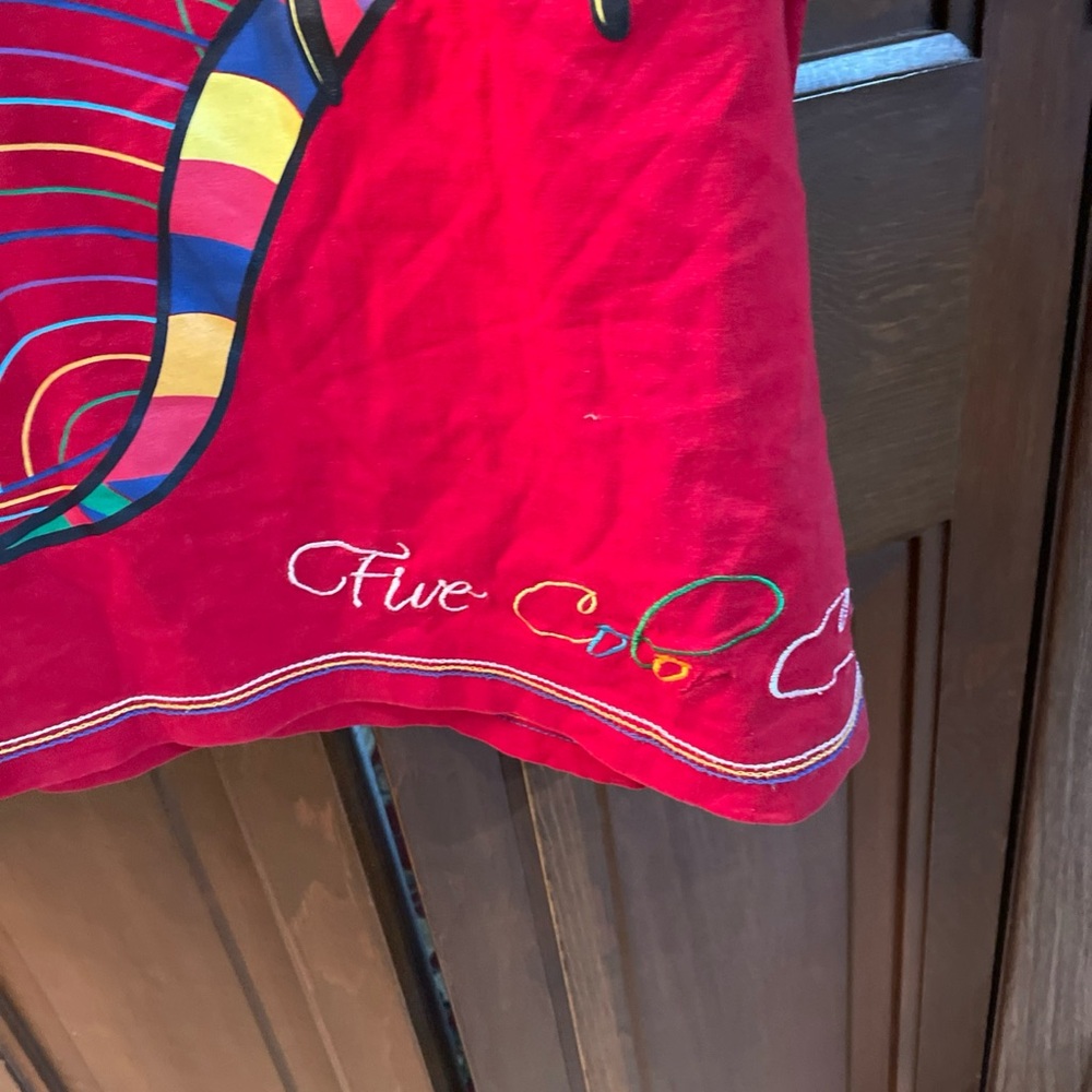 Coogi  Red Shirt XXXL Hands Five Color Chords - Picture 4 of 12